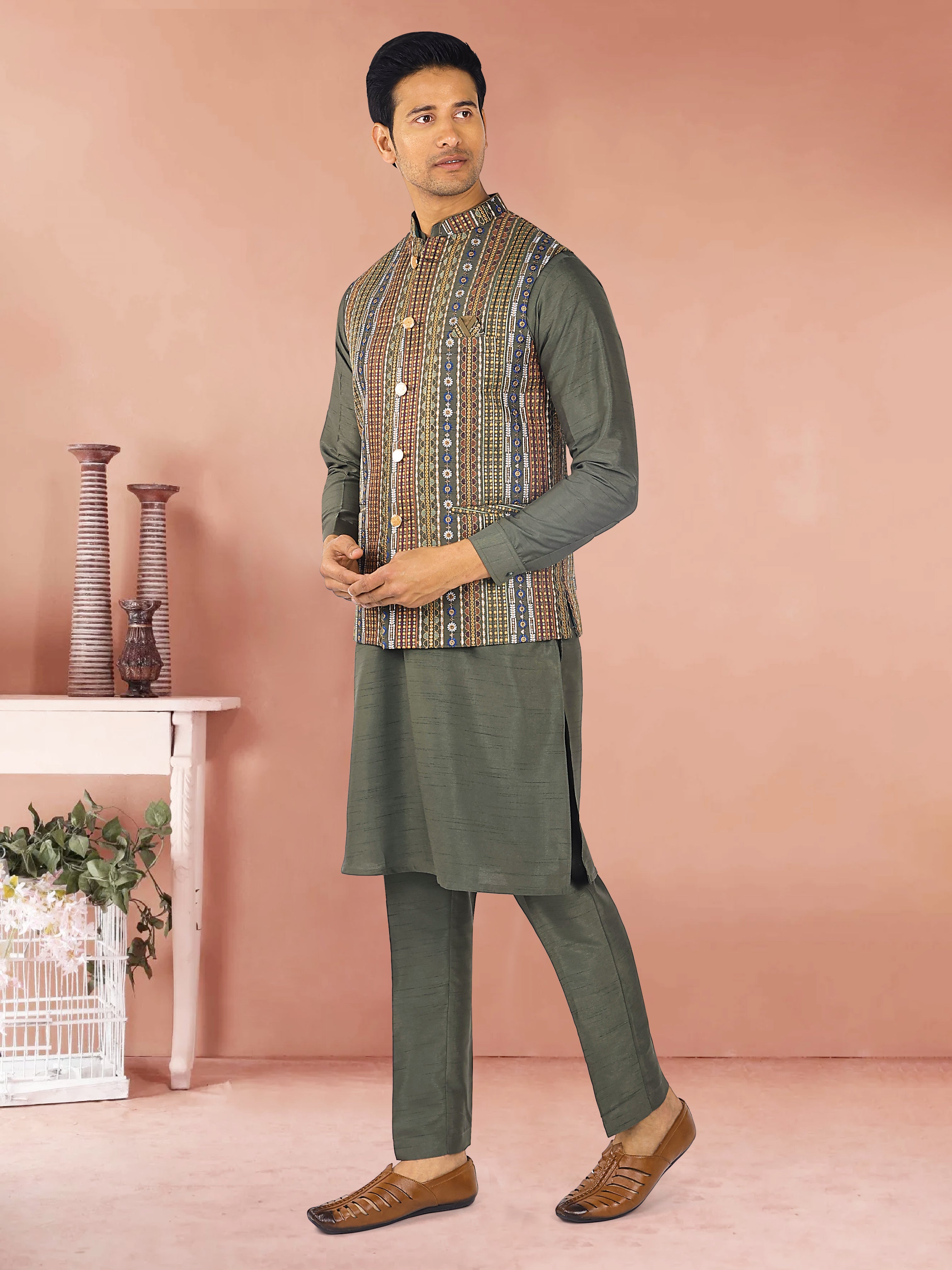 Mens Kurta Payjama and Jacket Set