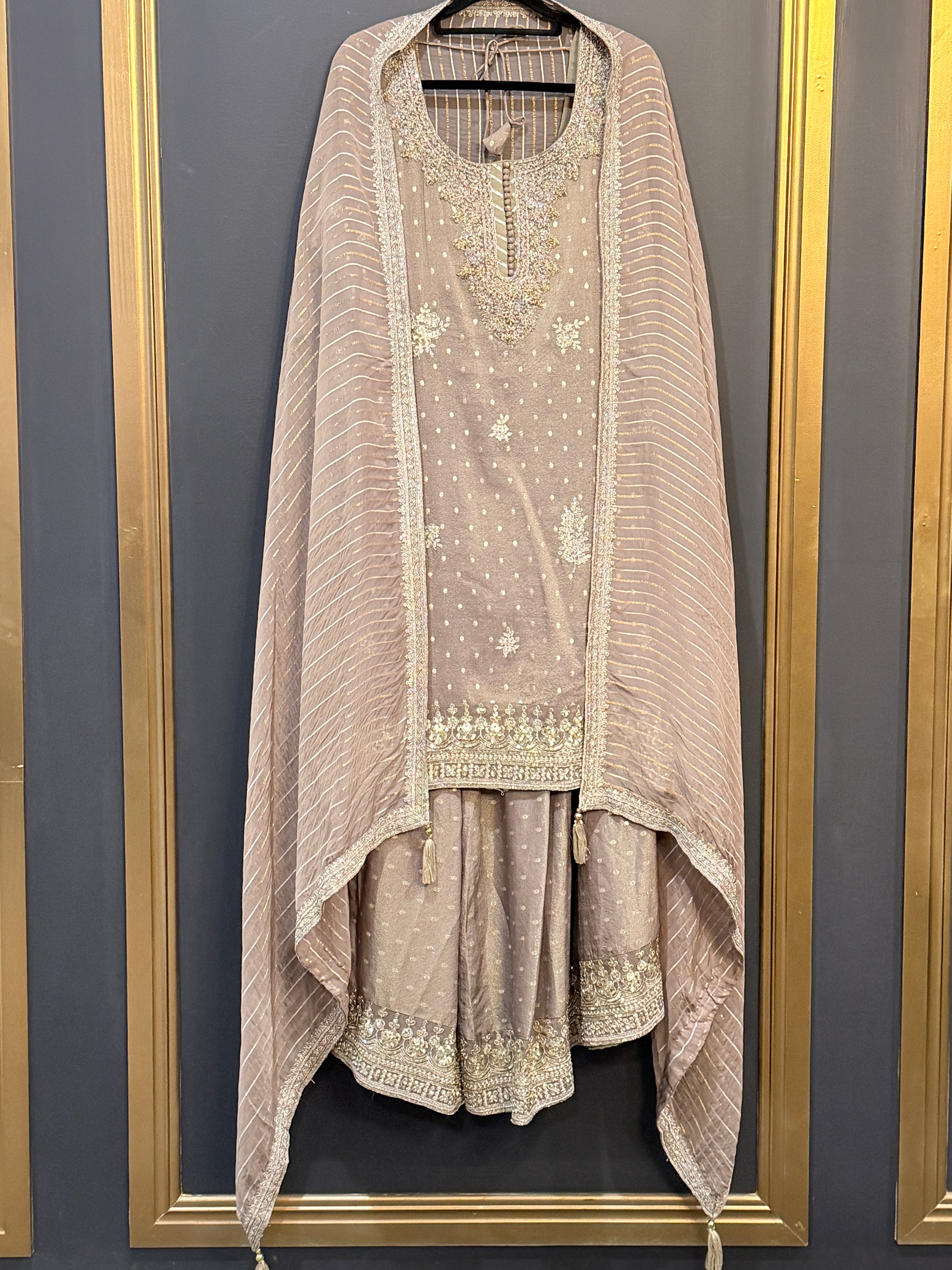 Premium Salwar Kameez - Salwar Kameez