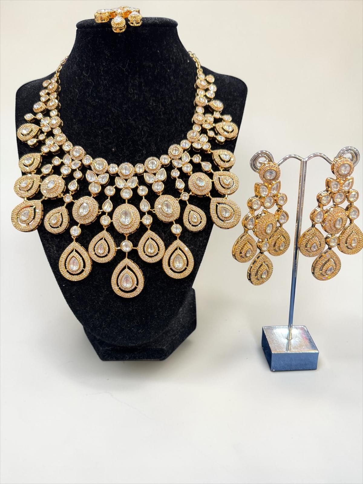 Gold Teardrop Necklace & Earring Set - Neckpieces & Earring Set (2)