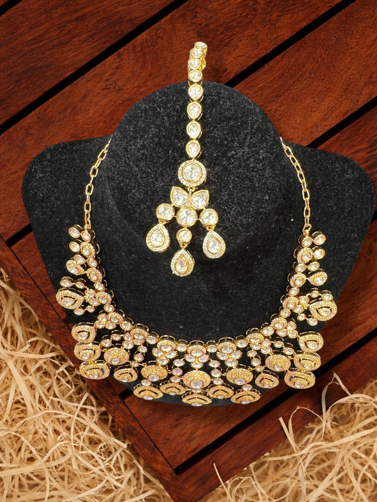 Gold Teardrop Necklace & Earring Set - Neckpieces & Earring Set (3)