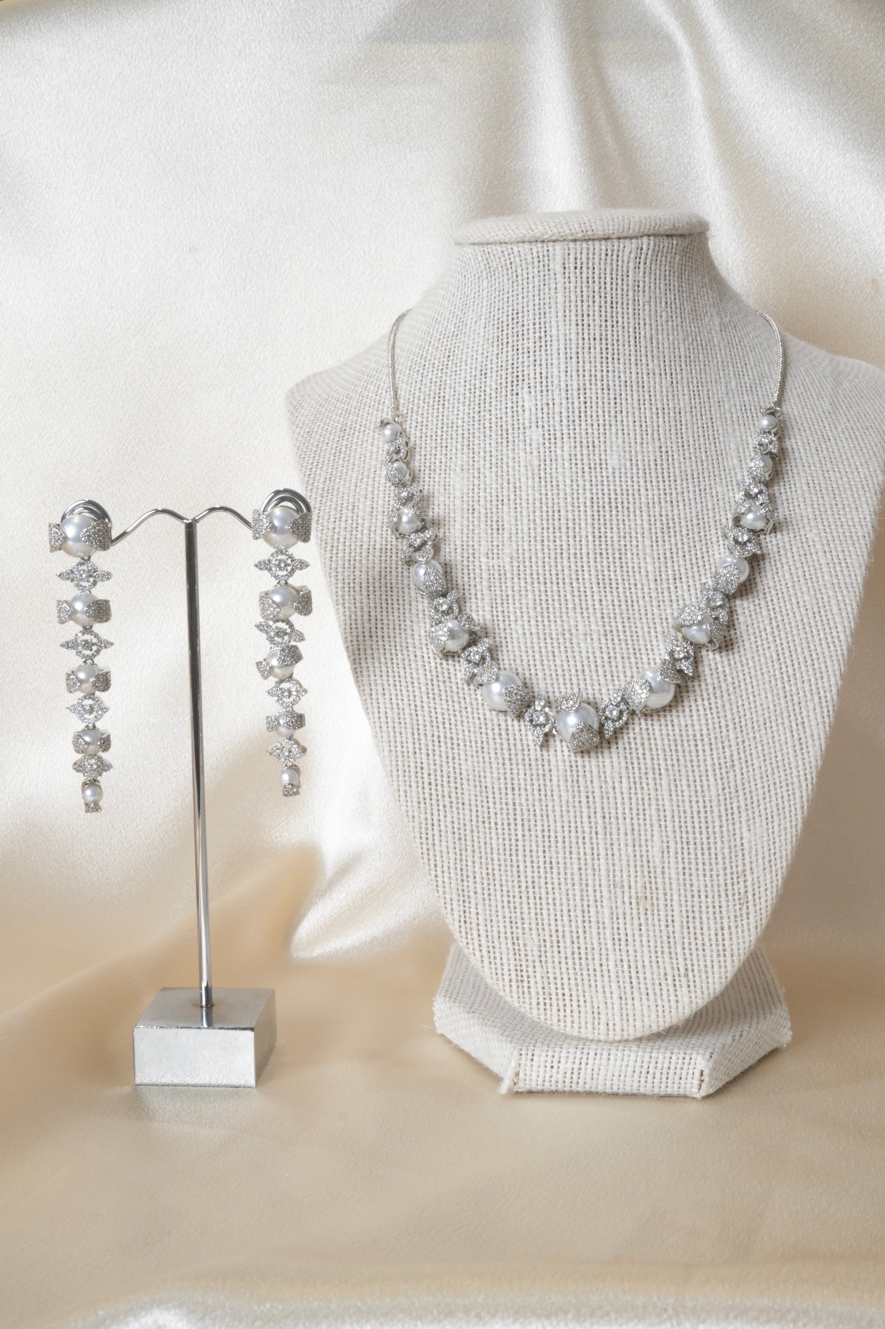 Neckpieces & Earring Set