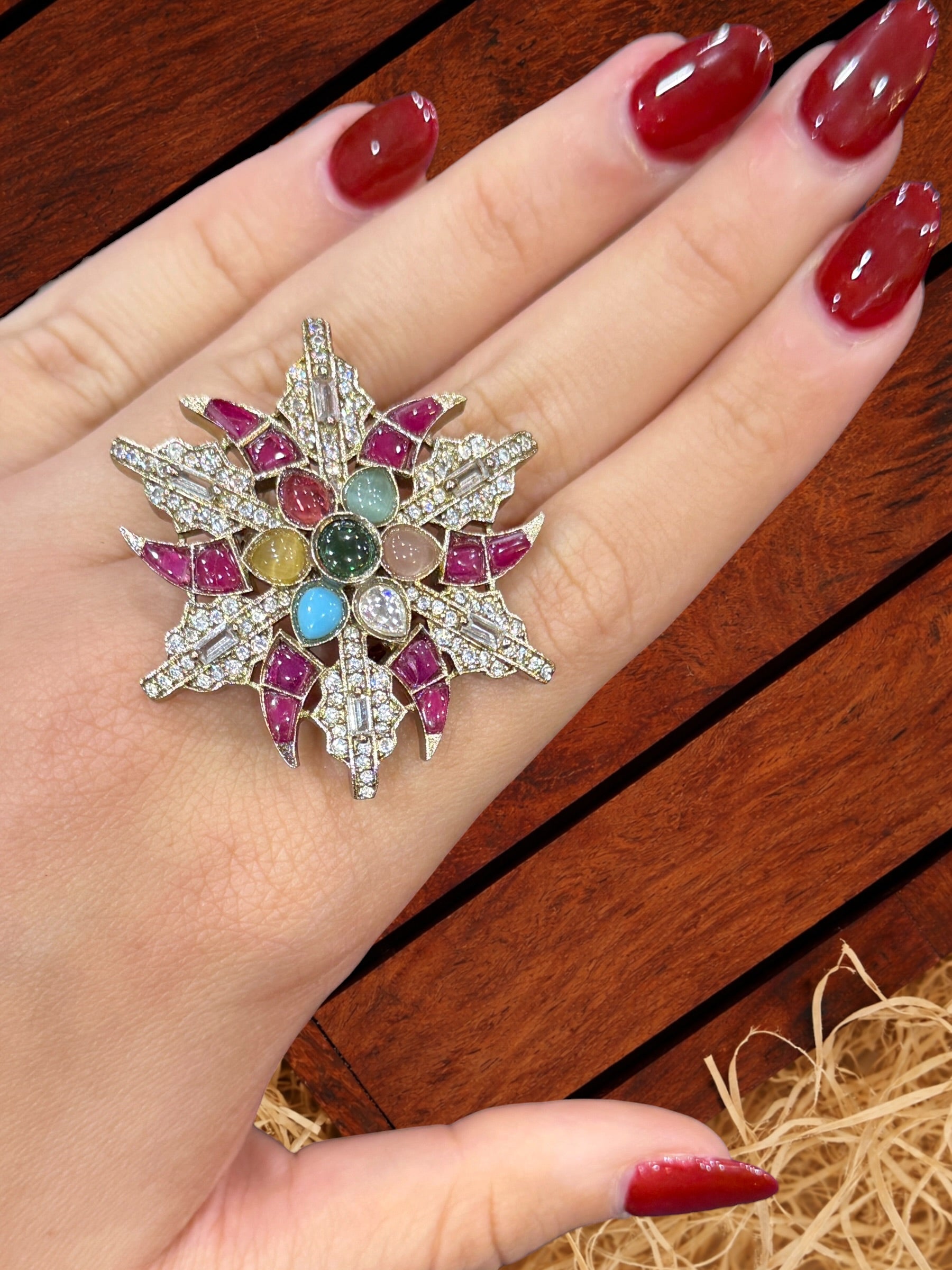 Elegant Multicolor Starburst Ring