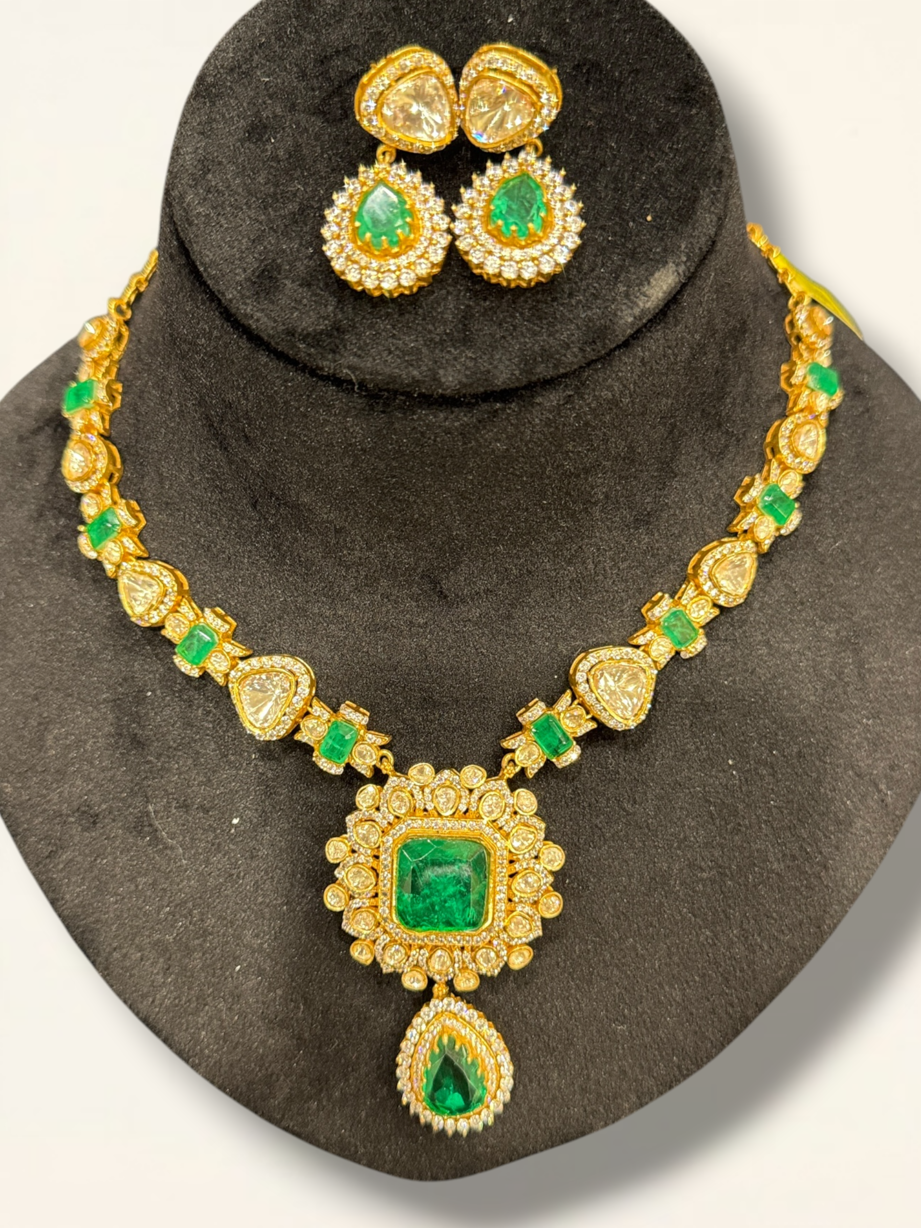 Premium Neckpieces & Earring Set - Neckpieces & Earring Set (5)