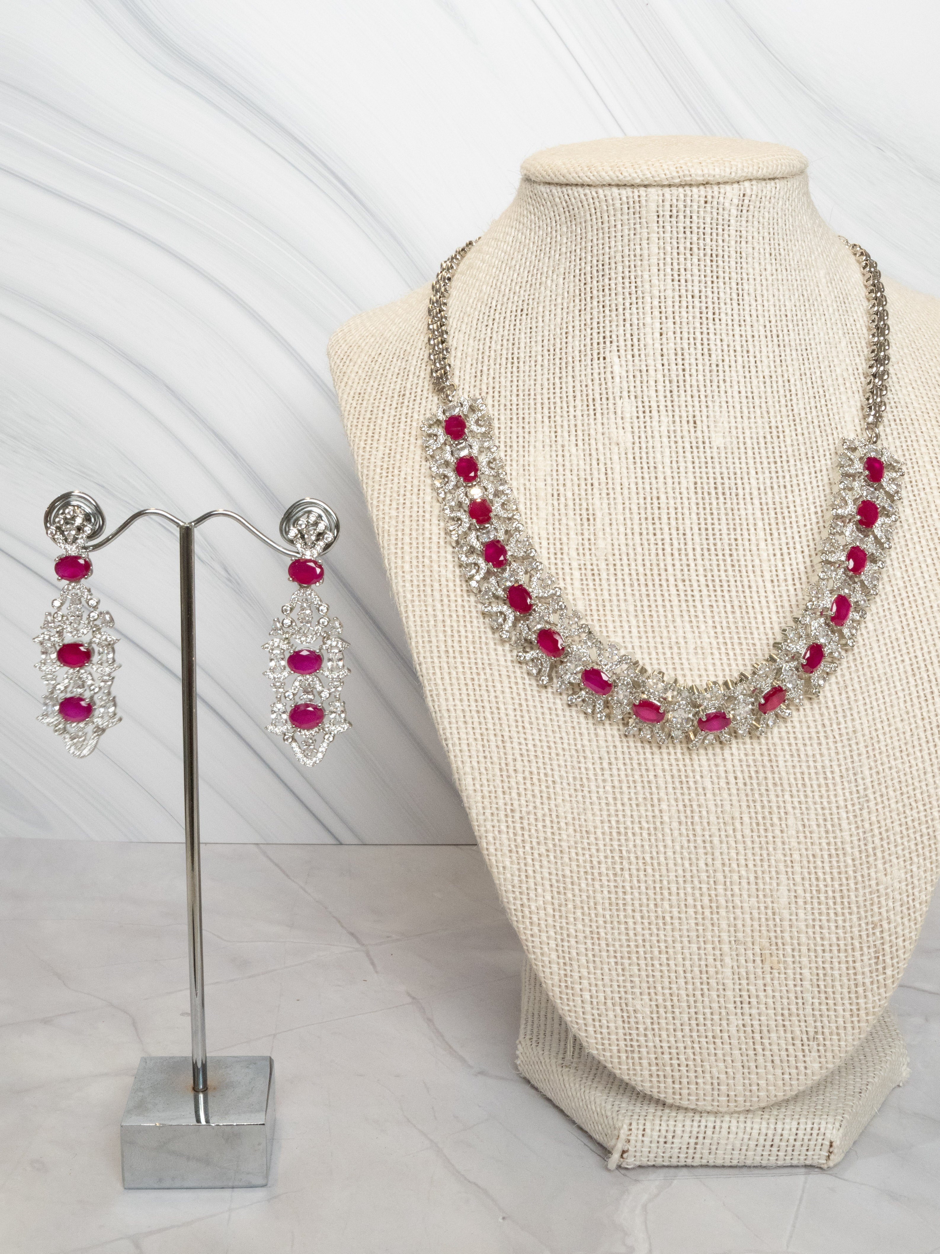 Earring and Neckpiece Set