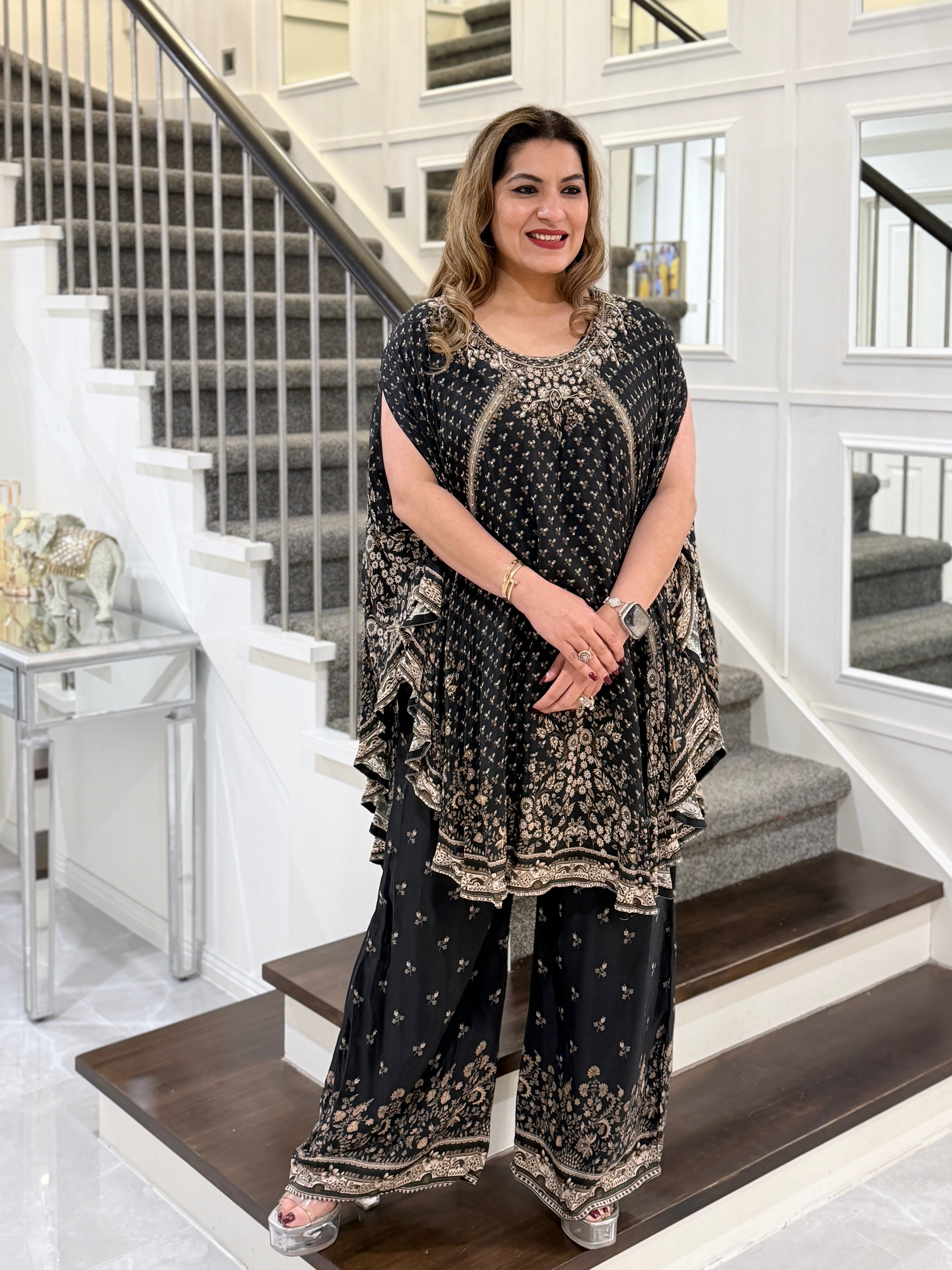 Hand embroidered Kaftan - Coordset