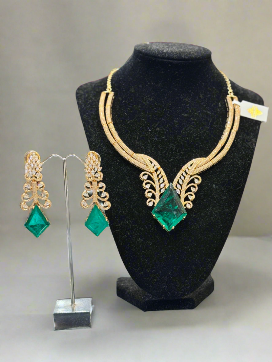 Neckpieces & Earring Set