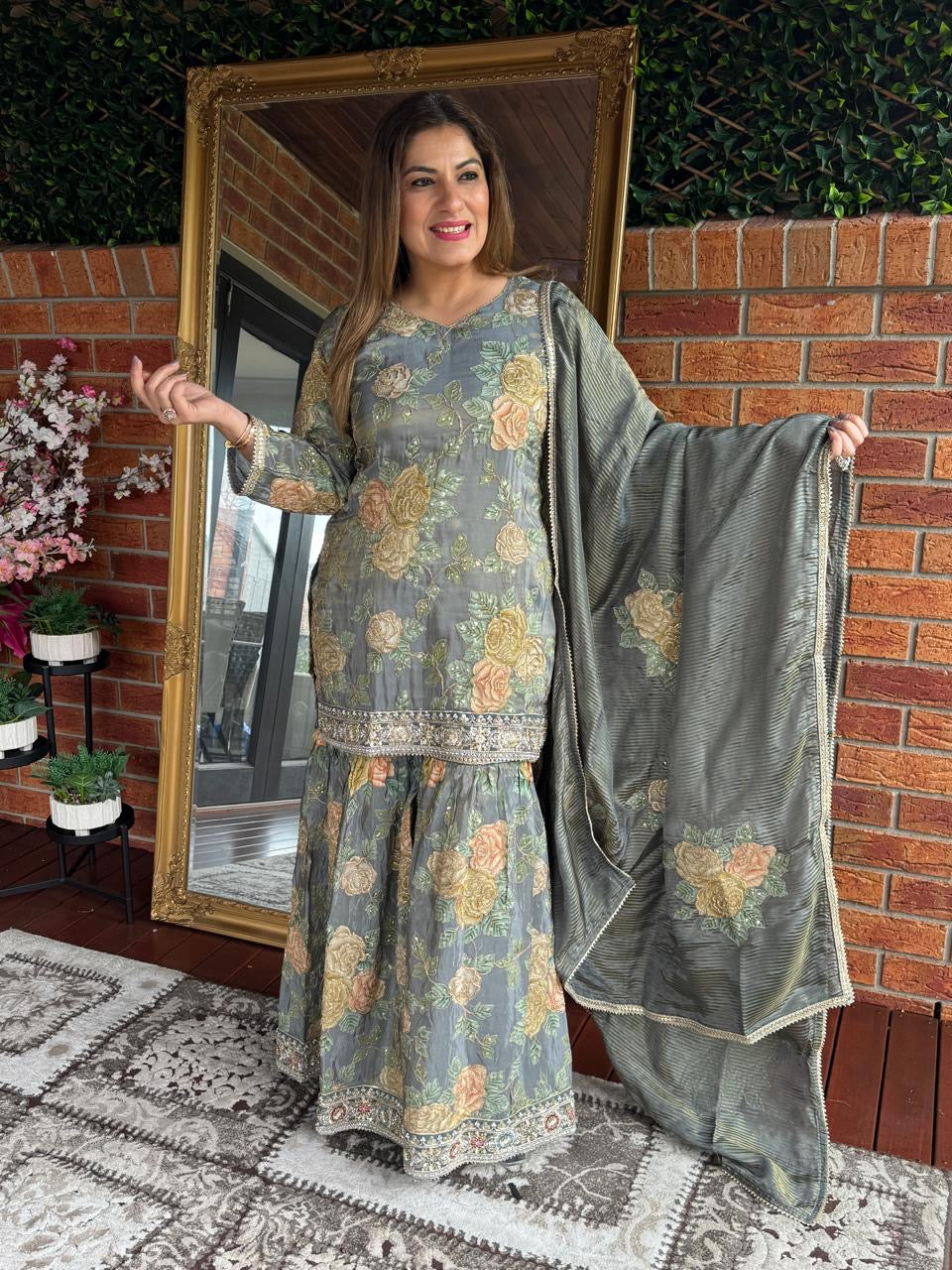 Pink/ Grey Floral Embroidered Salwar Kameez - Salwar Kameez (2)
