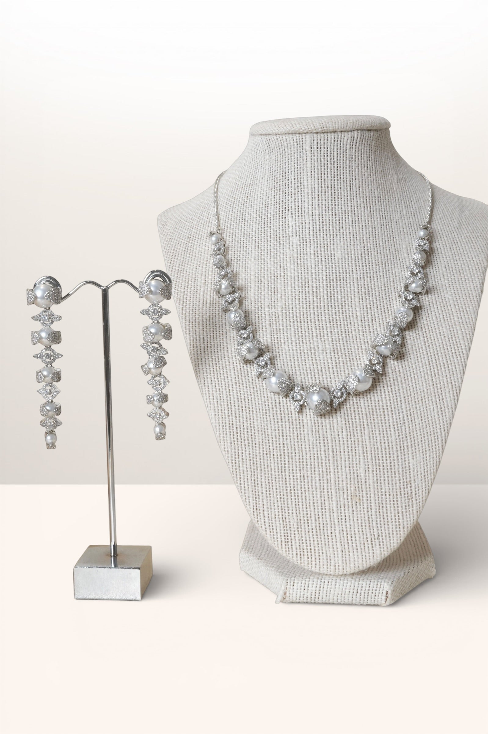 Neckpieces & Earring Set