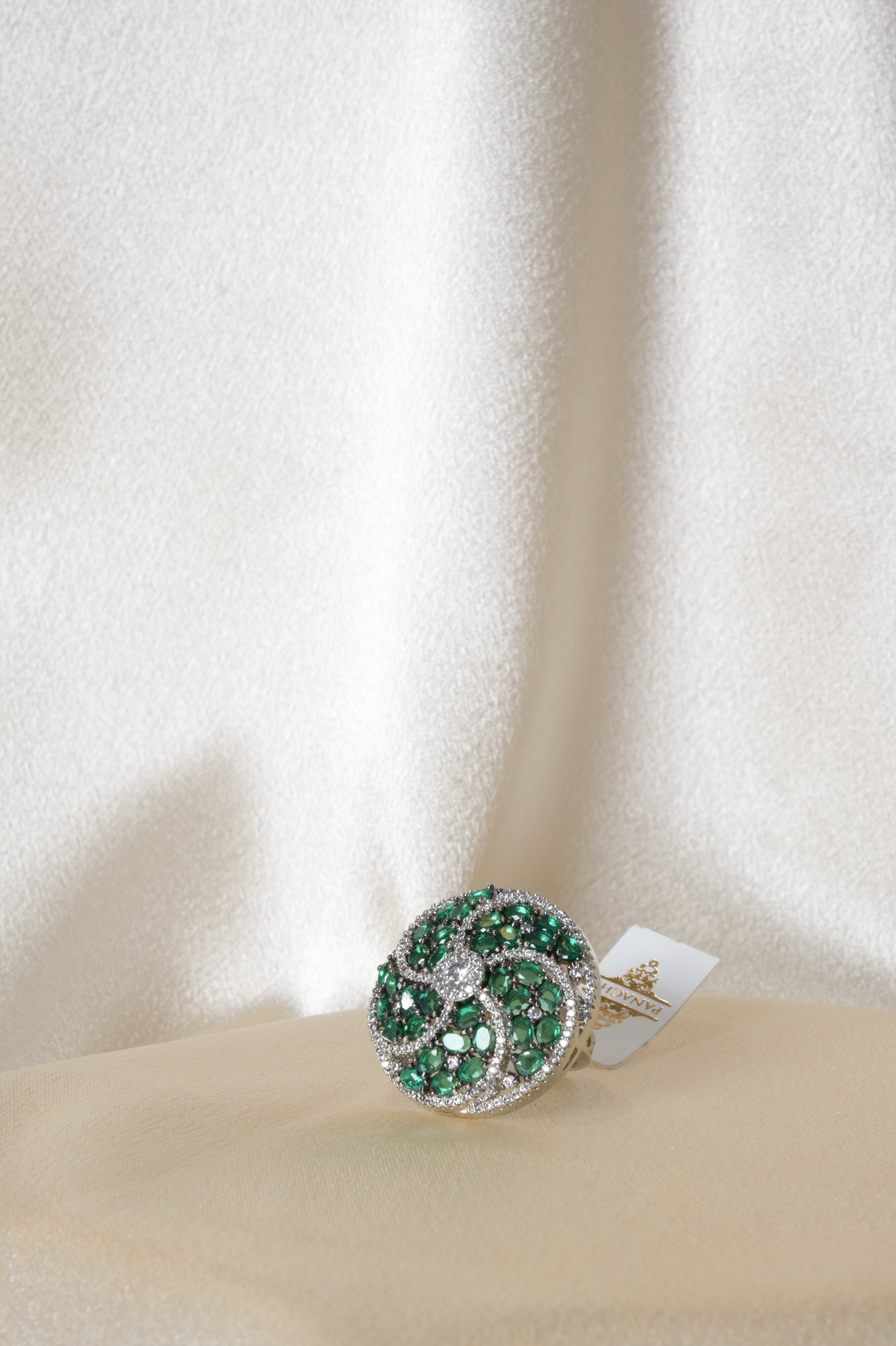 Elegant Green Swirl Stone Ring - Rings