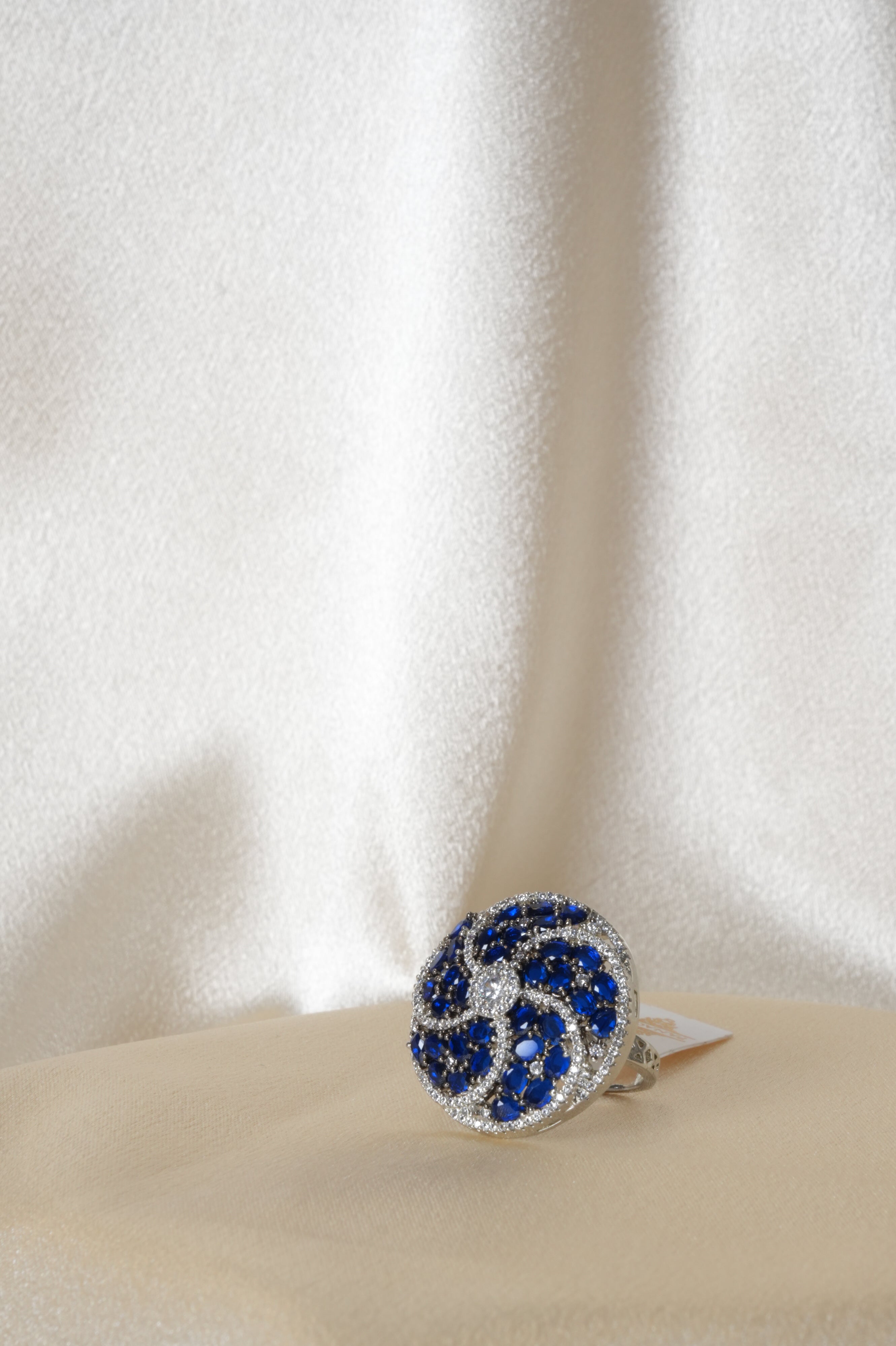 Elegant Blue Swirl Crystal Ring - Rings