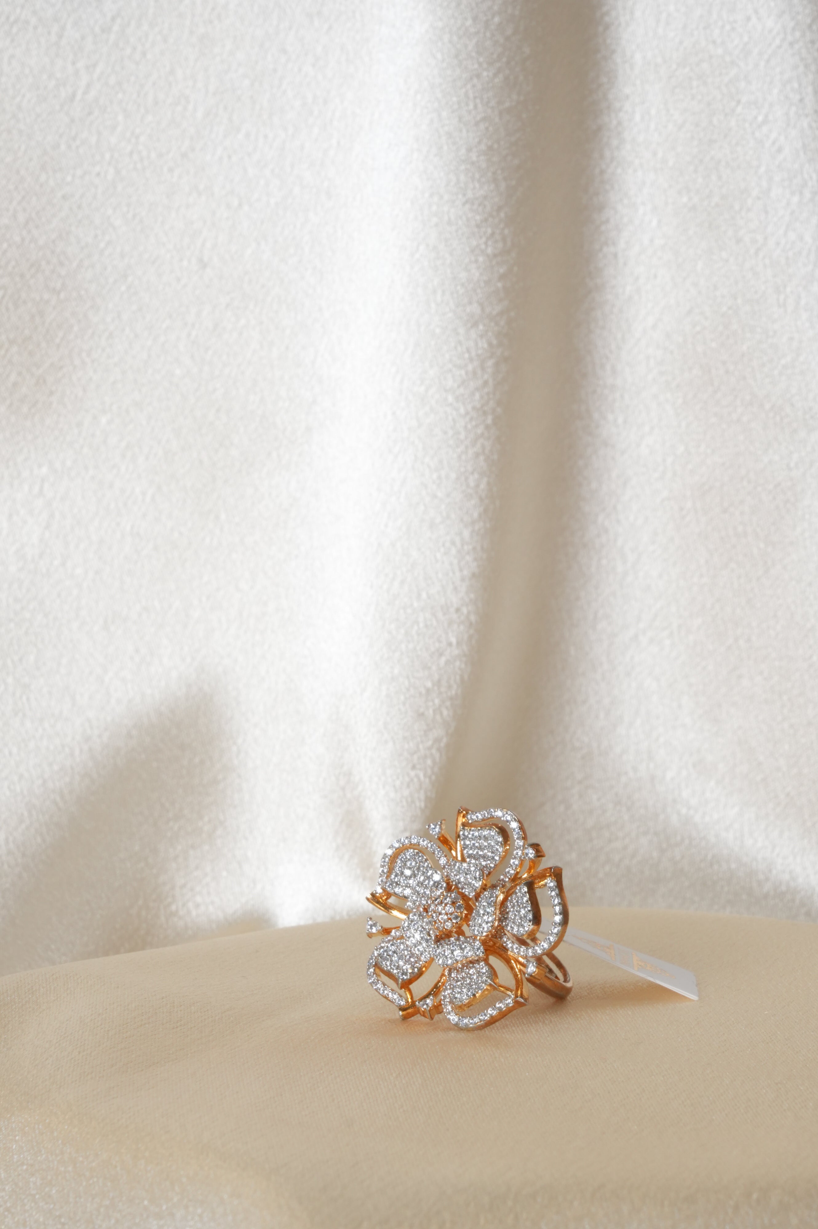 Elegant Gold Floral Diamond Ring - Rings