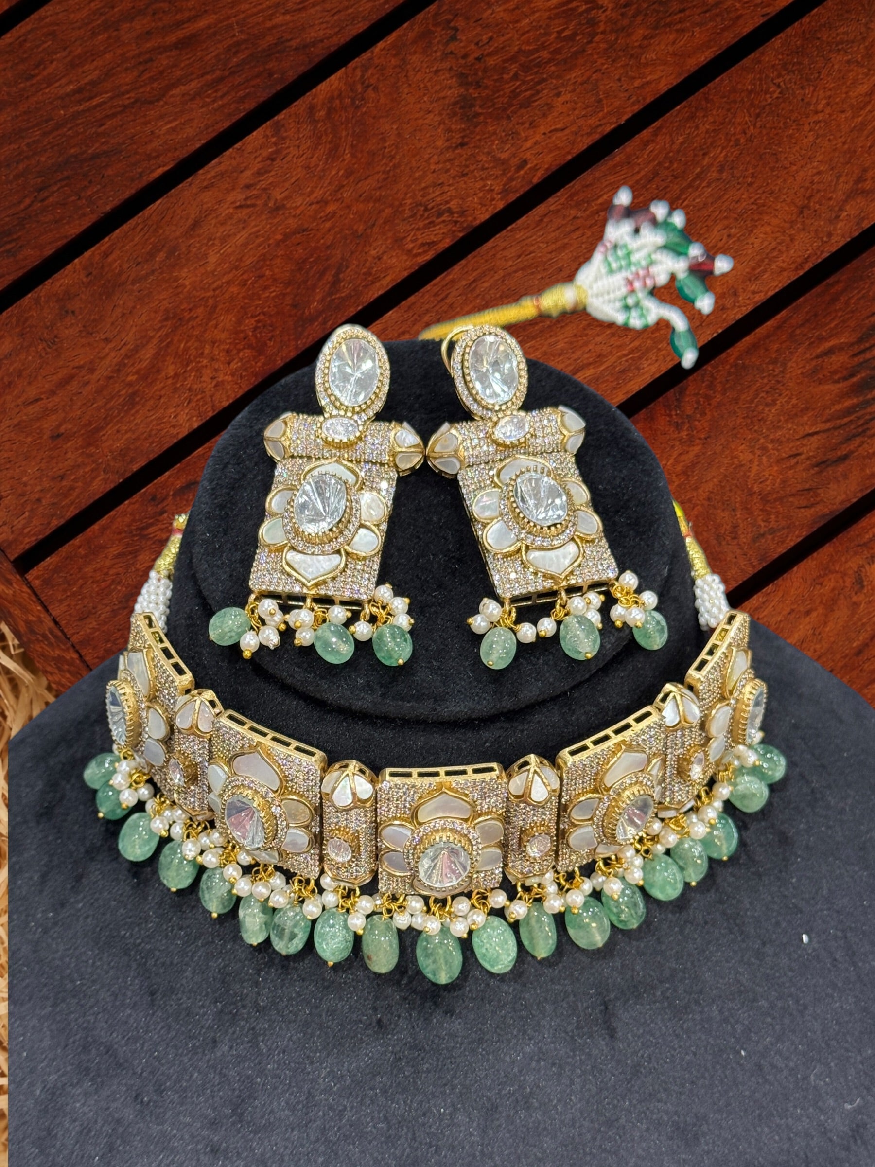 Elegant Gold and Green Necklace and Earring set