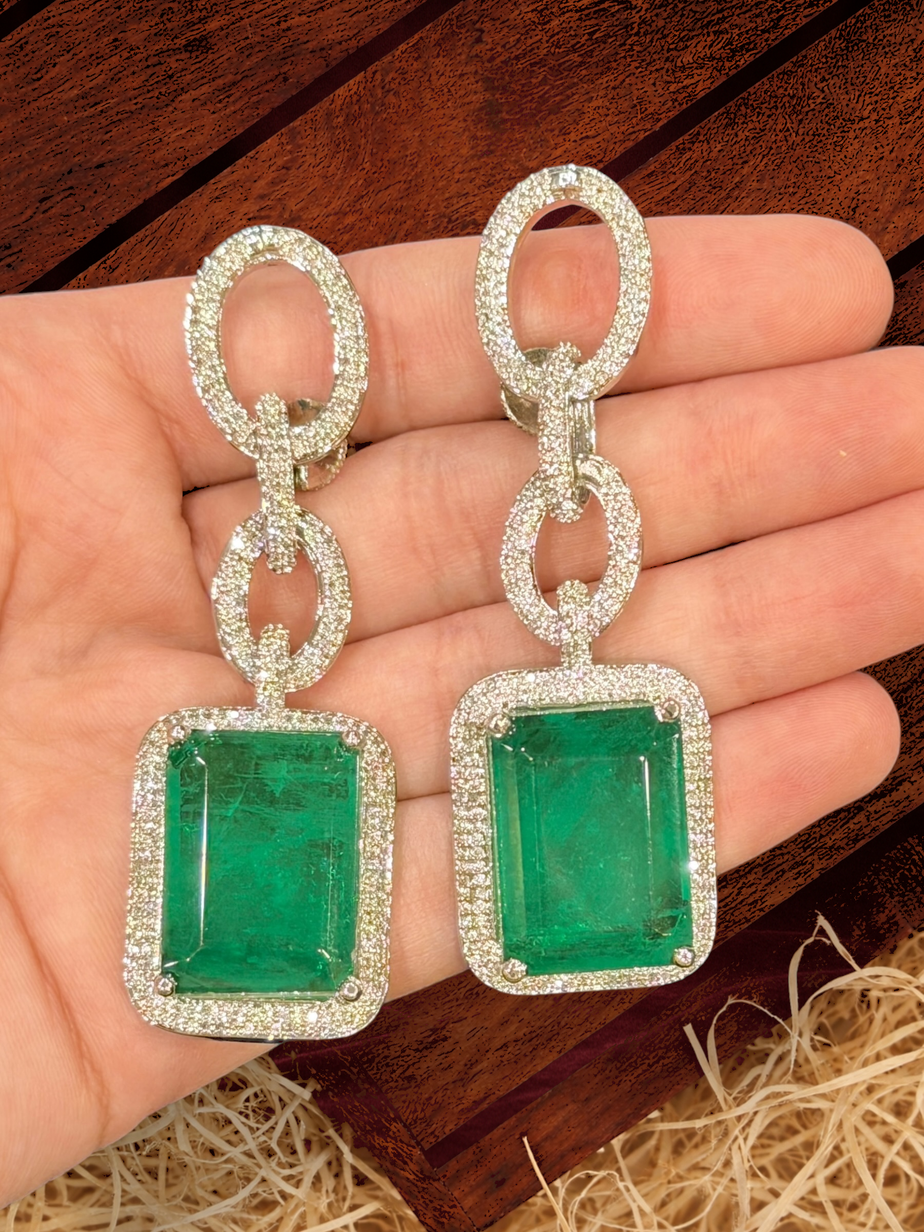 Elegant Emerald and Crystal Drop Neckpiece & Earring set - Neckpieces & Earring Set