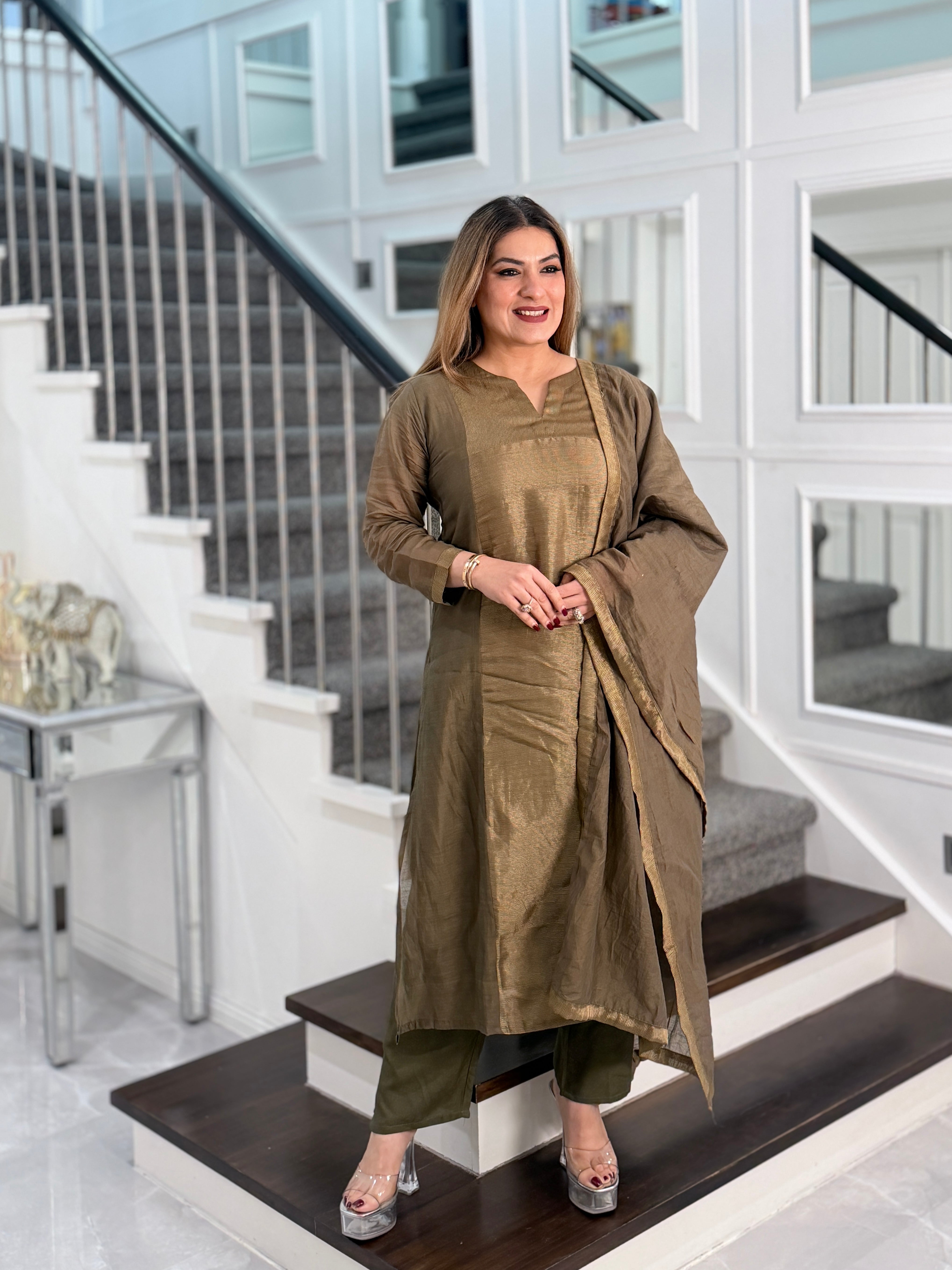 Premium Salwar Kameez - Salwar Kameez (2)