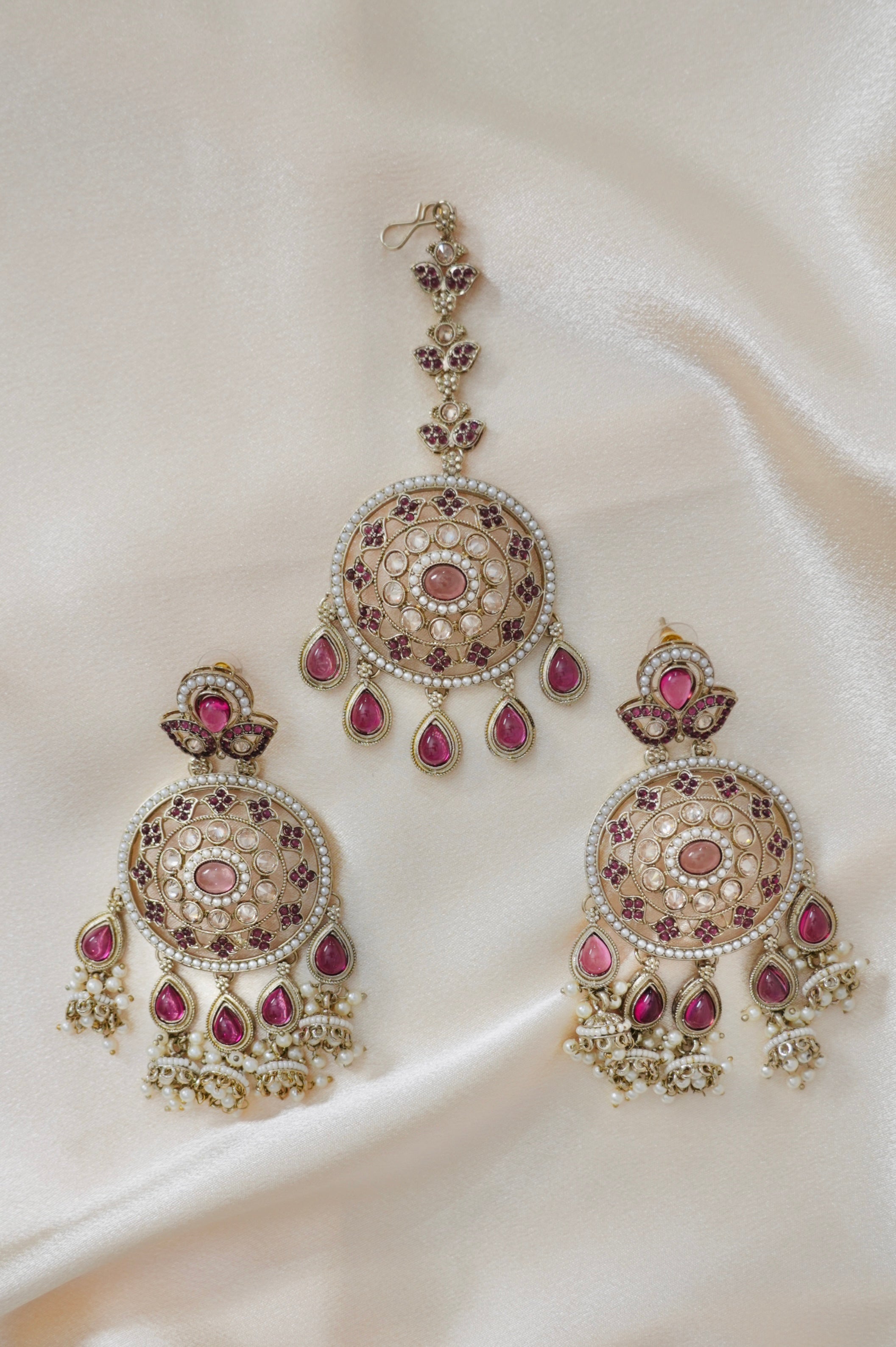 Earring &amp; Maang Tikka Set