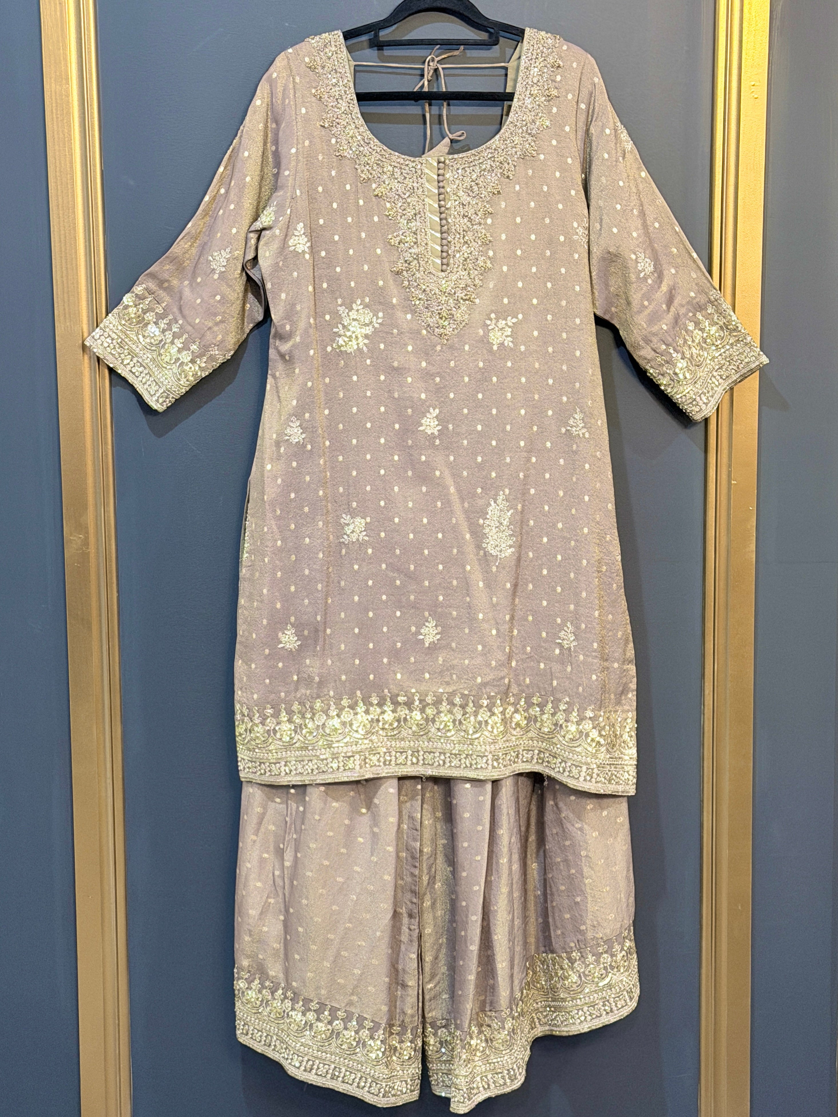 Premium Salwar Kameez - Salwar Kameez (2)